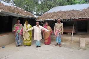 শোয়ার ঘর বাংলাদেশে, রান্নাঘর ভারতে