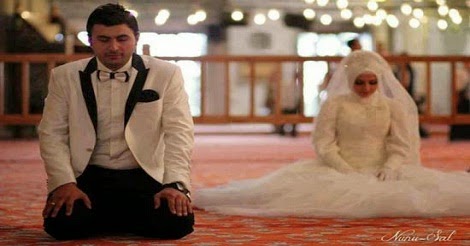 ইসলামে স্বামী-স্ত্রী মিলনের ধারণা।