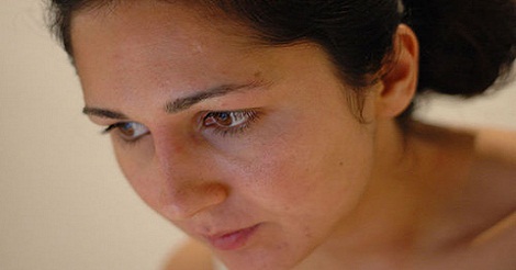 পুরুষেরা জেনে নিন প্রতারক নারীর সাধারণ ৯ টি বৈশিষ্ট্য!