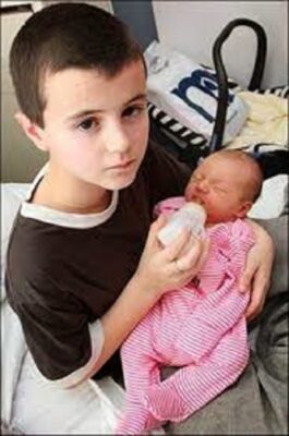 ১২ বছর বয়সেই বাবা হলো ব্রিটিশ বালক