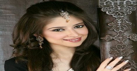 যে ৭ টি বৈশিষ্ট্য নারীকে অনেক আকর্ষণীয় করে তোলে