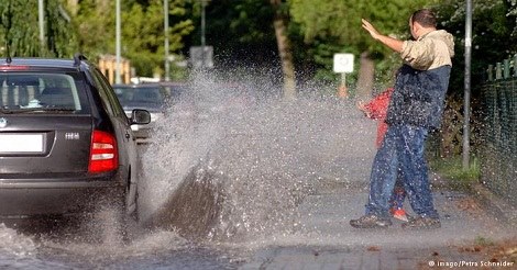 ইউরোপের কিছু কঠিন ও মজার ট্রাফিক আইন