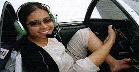 পা দিয়ে বিমান চালান মার্কিন পাইলট জেসিকা